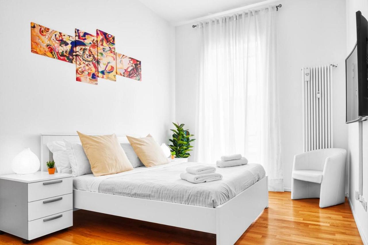 3 Bedrooms Apartment ميلان المظهر الخارجي الصورة